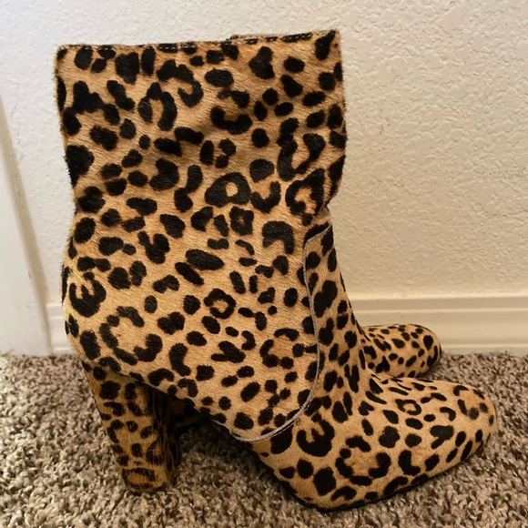Steve Madden Womens Editor Leopard Animal Print Fashion Boots Size 7.5 - Picture 3 of 11